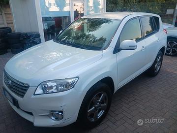 Toyota RAV 4 RAV4 Crossport 2.2 D-4D 150 CV Lounge