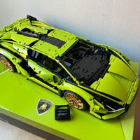 LEGO Technic Lamborghini (ref. 42115)