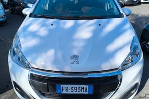 Peugeot 208 BlueHDi 75 5 porte Active