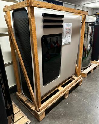 Stufa a pellet ad aria ventilata
