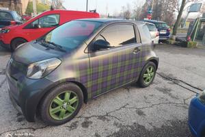 Toyota iQ 1.0