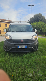 Doblo 3 posti, 4 bombole