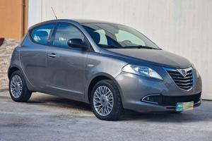 Lancia Ypsilon 1.2 benzina 70cv 5POSTI