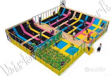 Trampolini Elastici, con Scivoli e Playground