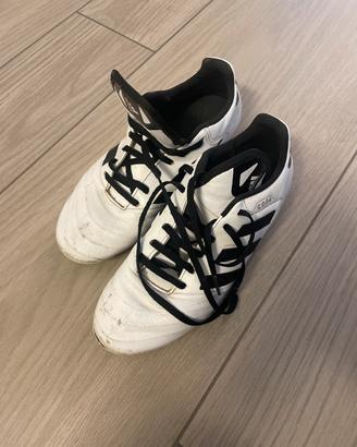 Scarpe da calcio Adidas 39.5 taglia 6 Uk