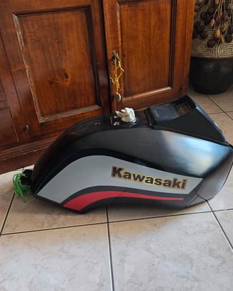serbatoio Benzina  Kawasaki GPZ 1100 unitrak