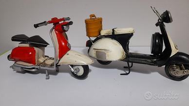 Modellini di Vespa e Lambretta 