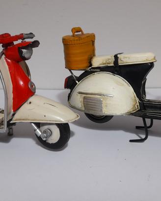 Modellini di Vespa e Lambretta 
