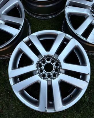 Cerchi in lega da 17” per Volkswagen