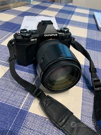 Macchina fotografica Olympus OM-D E 5 M II