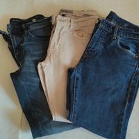 3 paia jeans e 2 camicie 