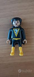 Sorpresa Kinder Black Adam Playmobil DC