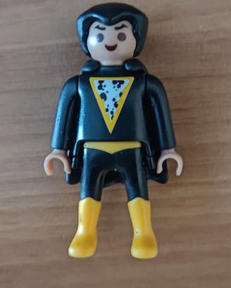 Sorpresa Kinder Black Adam Playmobil DC