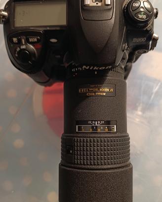 D200 con 180 . f 2.8