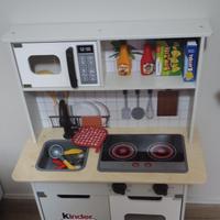 Cucina interattiva di Hape brandizzata Kinder