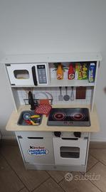 Cucina interattiva di Hape brandizzata Kinder