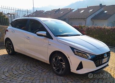 Hyundai i20 ibrida - 7.535 km - immatr. 7/2021