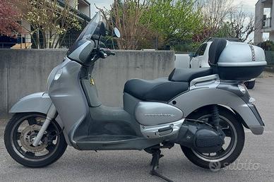 Scarabeo Aprilia 500 anno 2004