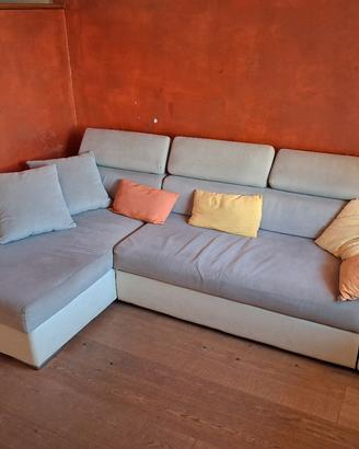 Divano estraibile con chaise loungue
Chess lon