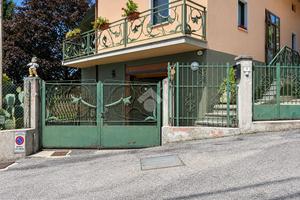CASA INDIPENDENTE A MAGNANO IN RIVIERA
