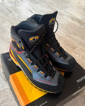 Scarponi montagna la sportiva trango tower GTX