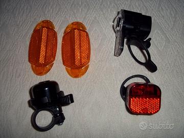 Faretti luci, campanello e catarinfrangenti bici.