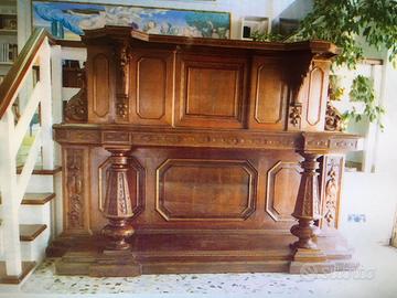 mobile sacrestia proveniente dall'Umbria