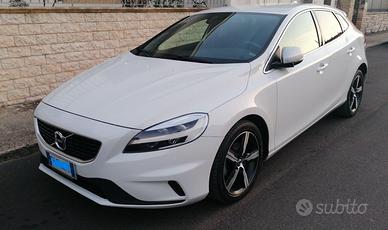Volvo V40 R-Design