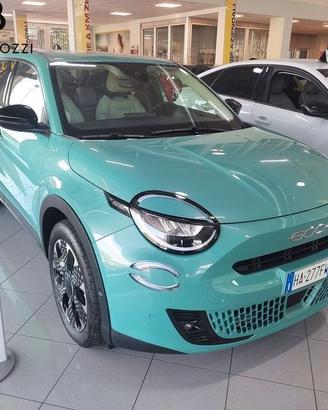 FIAT 600 1.2 Hybrid 145cv La Prima