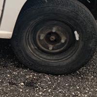 4 cerchi e gomme microcar, 4 buchi