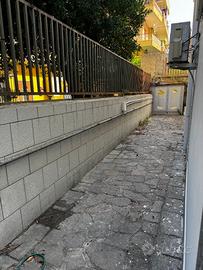Posto moto area privata con cancello via Solfatara