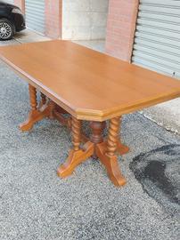 Tavolo in legno + sedie