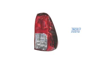 FANALE DESTRO PER TOYOTA HILUX 15-20