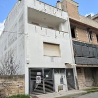 Indipendente con tavernetta mansarda spazi esterni