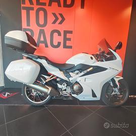 HONDA VFR 800 F (2015)