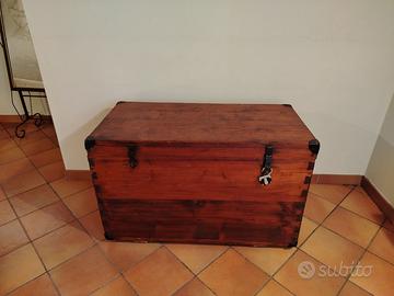 Baule in legno vintage