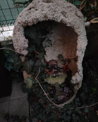 Grotta da giardino di cemento per statue