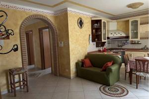 Appartamento di 94 m² con 5 locali e box auto a Ca