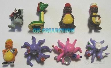 SERIE COMPLETA n° 8 SORPRESINE FINDUS FAMIGLIE