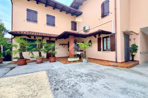 CASA INDIPENDENTE A PRADAMANO