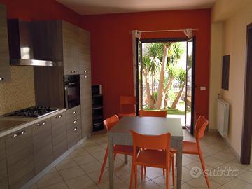 ARREDATO 50 mq con 50 mq spazio Esterno a Nicolosi