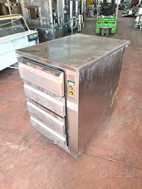 Tavolo frigo a cassettoni con motore remoto usato
