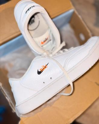 Nike baince mod. ￼ourt tg 42.5