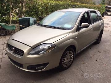 Ricambi Fiat Croma 06-09 1900cc MJ beige e grigia