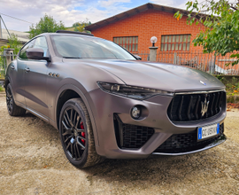 Maserati Levante Gransport 3.0 v6 250 cv Opaca