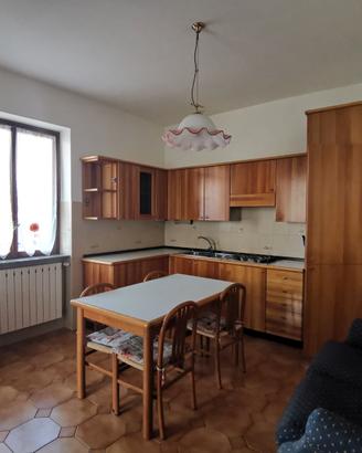 Cucina completa di elettrodomestici