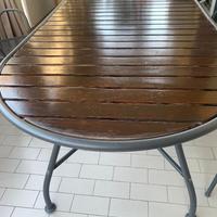 TAVOLO PER ESTERNO ALLUMINIO  E LEGNO E SEDIE “Emu
