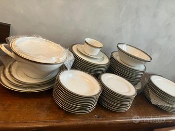 Servizio di piatti Bavaria con bordo d'oro