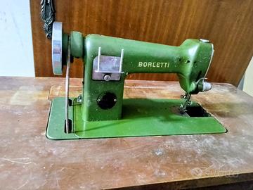 macchina da cucire vintage Borletti a pedale 