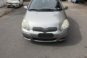 Toyota Yaris 1.0i 16V cat 5 porte Expo